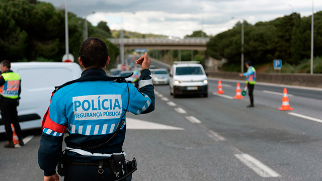 ACP - Multa por não parar por indicação de agente da autoridade