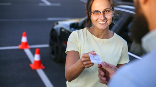 ACP - Óculos na carta de condução: obrigatórios ao conduzir?