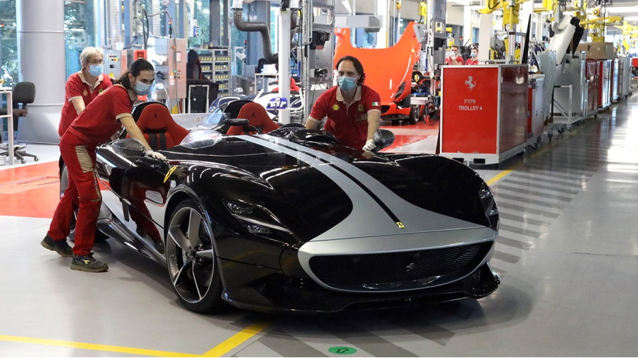 Ferrari-capa
