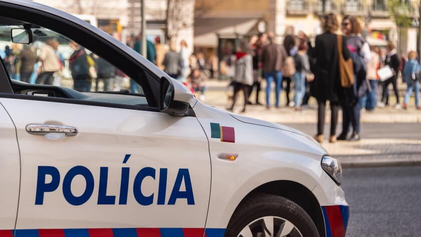 PSP sem dinheiro para reparar carros - Portugal - SÁBADO