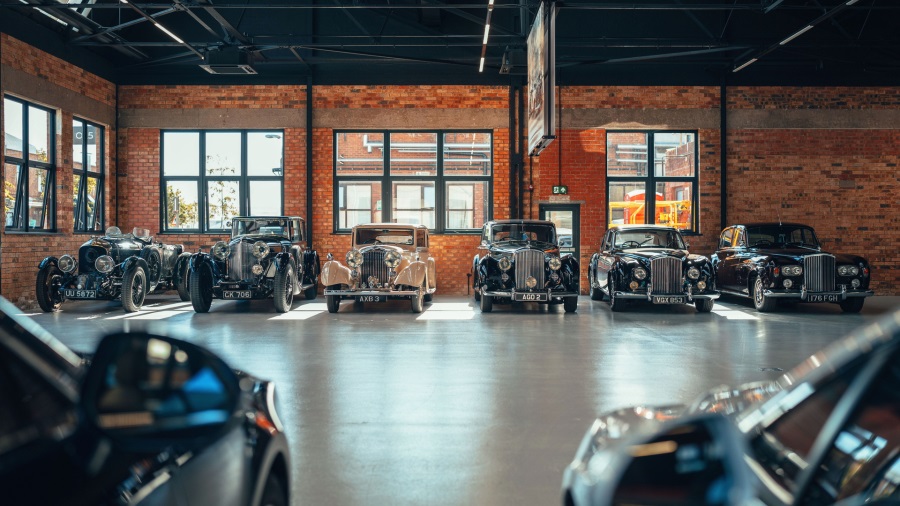 Bentley-Heritage-Garage-900