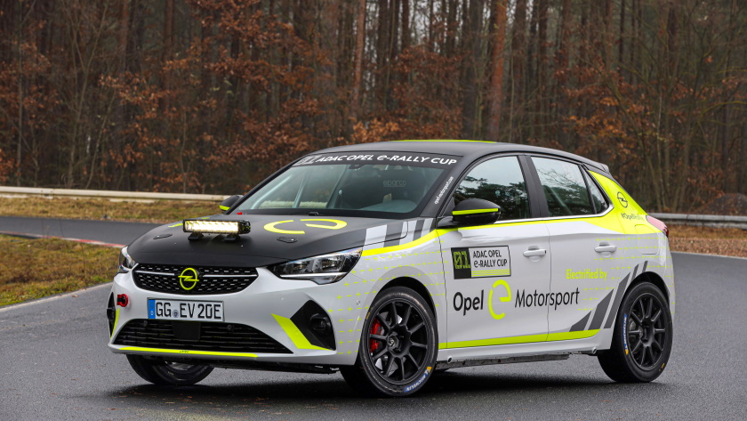 Opel-Corsa-e-Rally-abertura-840