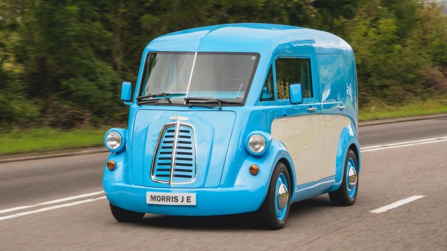 Morris-Electric-van-900