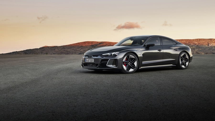 Audi-e-tron-GT-Capa