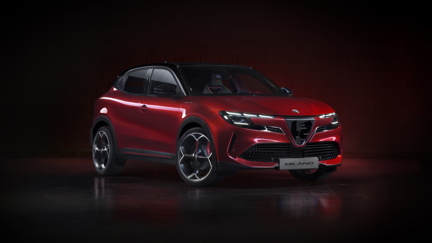 Alfa-Romeo-Milano-1