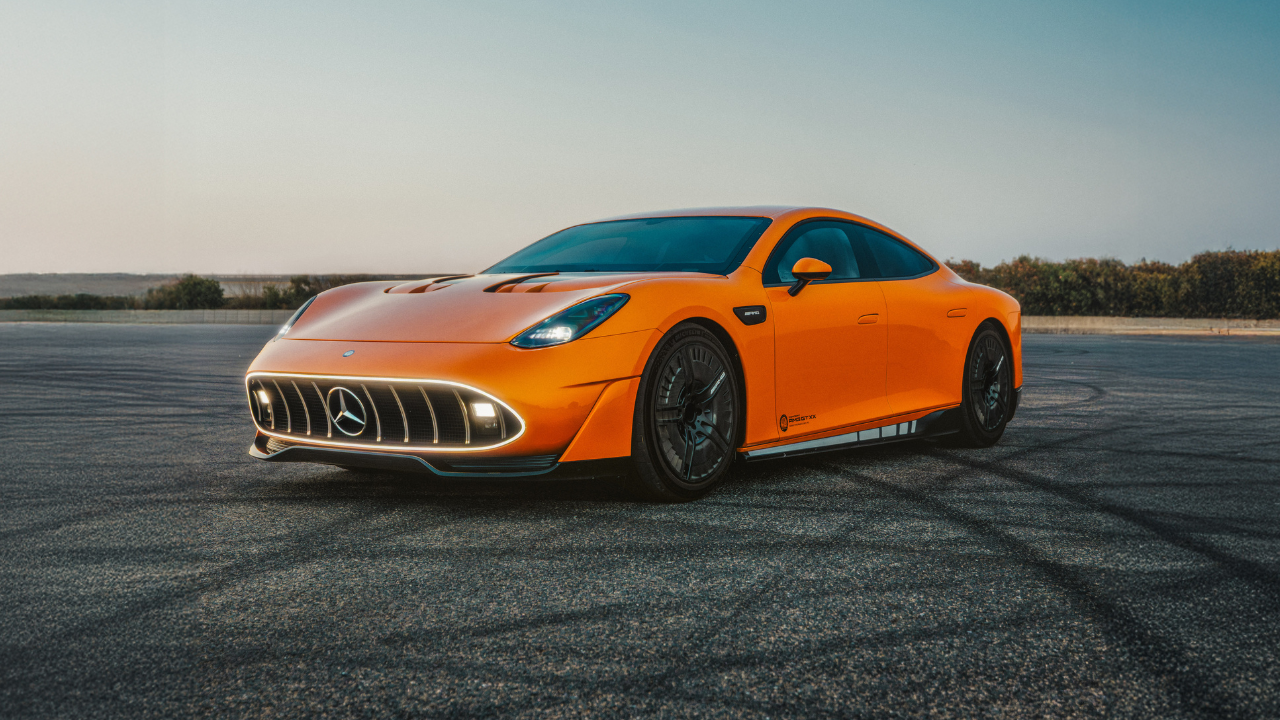 Mercedes-AMG-GT-XX-Capa-1